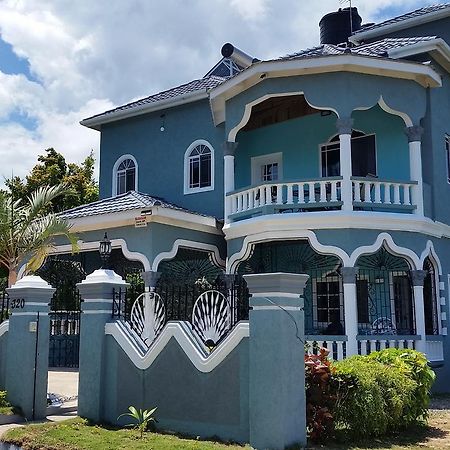 Bailey'S Bed And Breakfast 拉纳韦贝 外观 照片