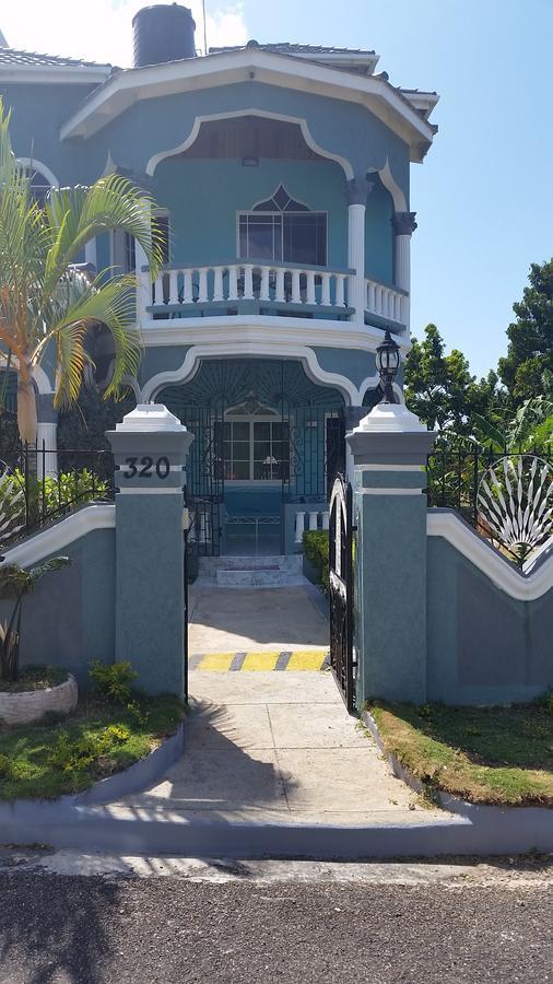 Bailey'S Bed And Breakfast 拉纳韦贝 外观 照片